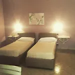 فندق Langa In