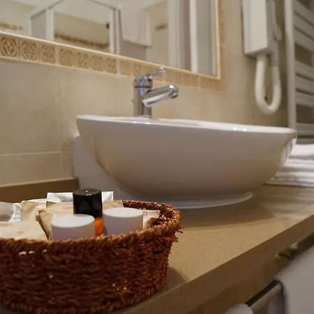 Langa In Hotel Cortemilia